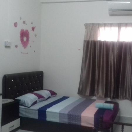 Homestay Permai 8 Sandakan Exterior photo